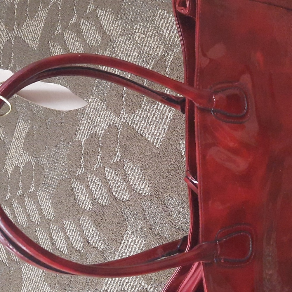 NEW RED HANDBAG - Picture 8 of 9